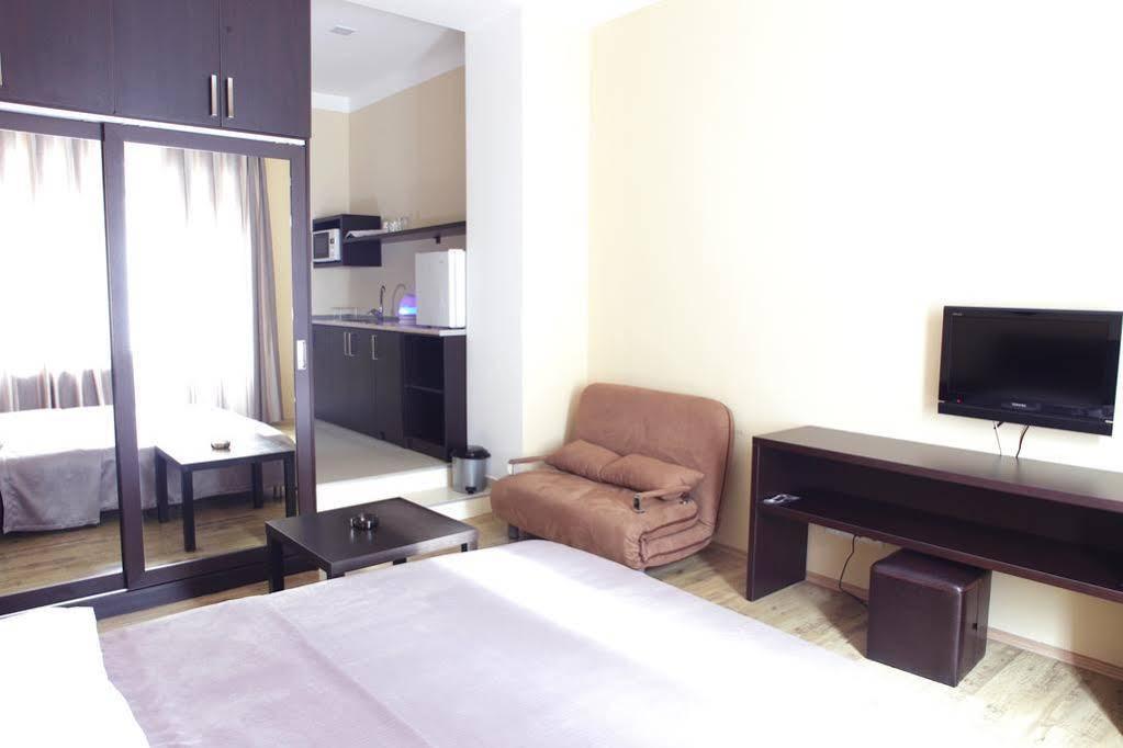 Apart Hotel Gh Тбілісі Екстер'єр фото