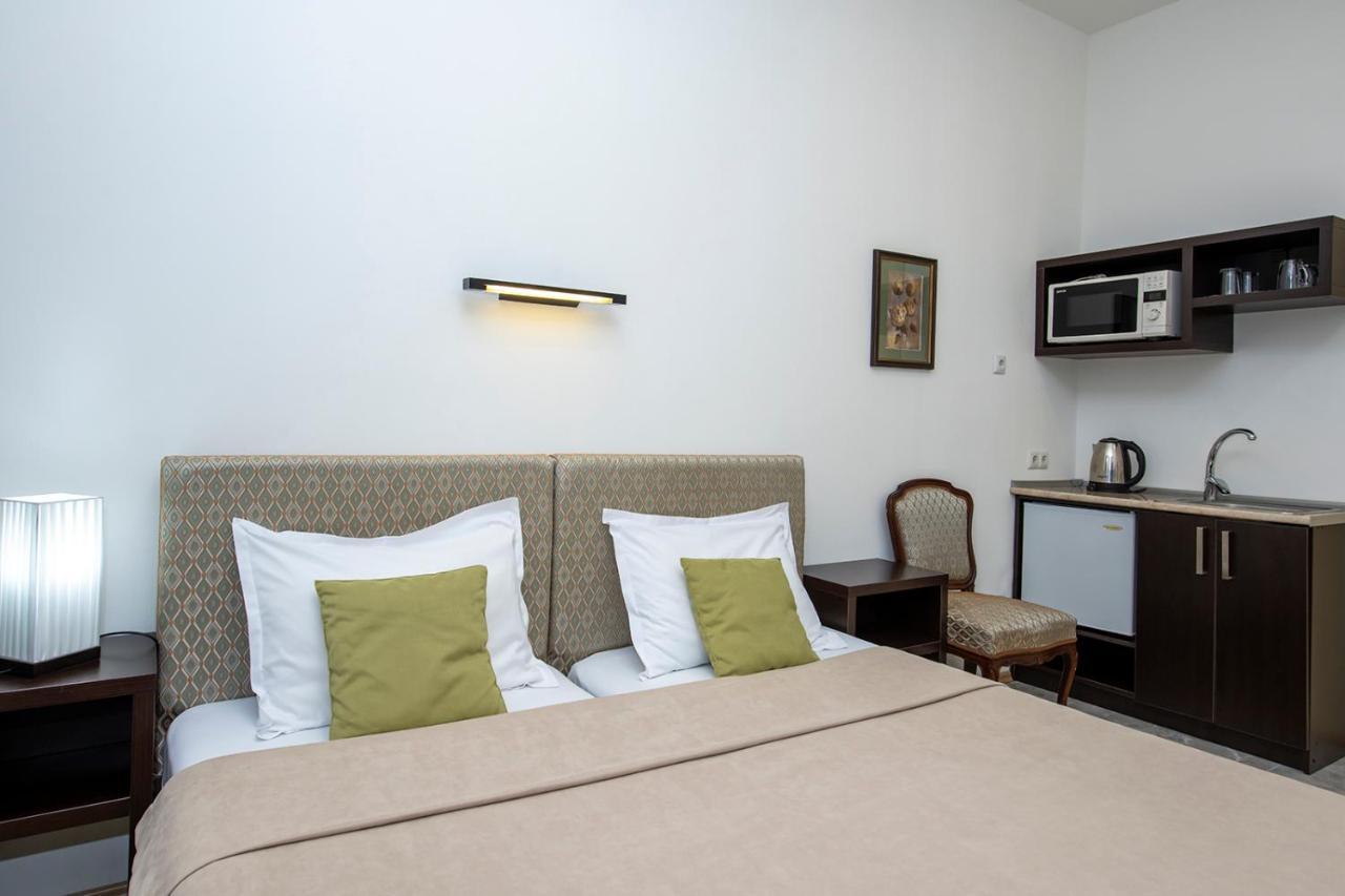 Apart Hotel Gh Тбілісі Екстер'єр фото
