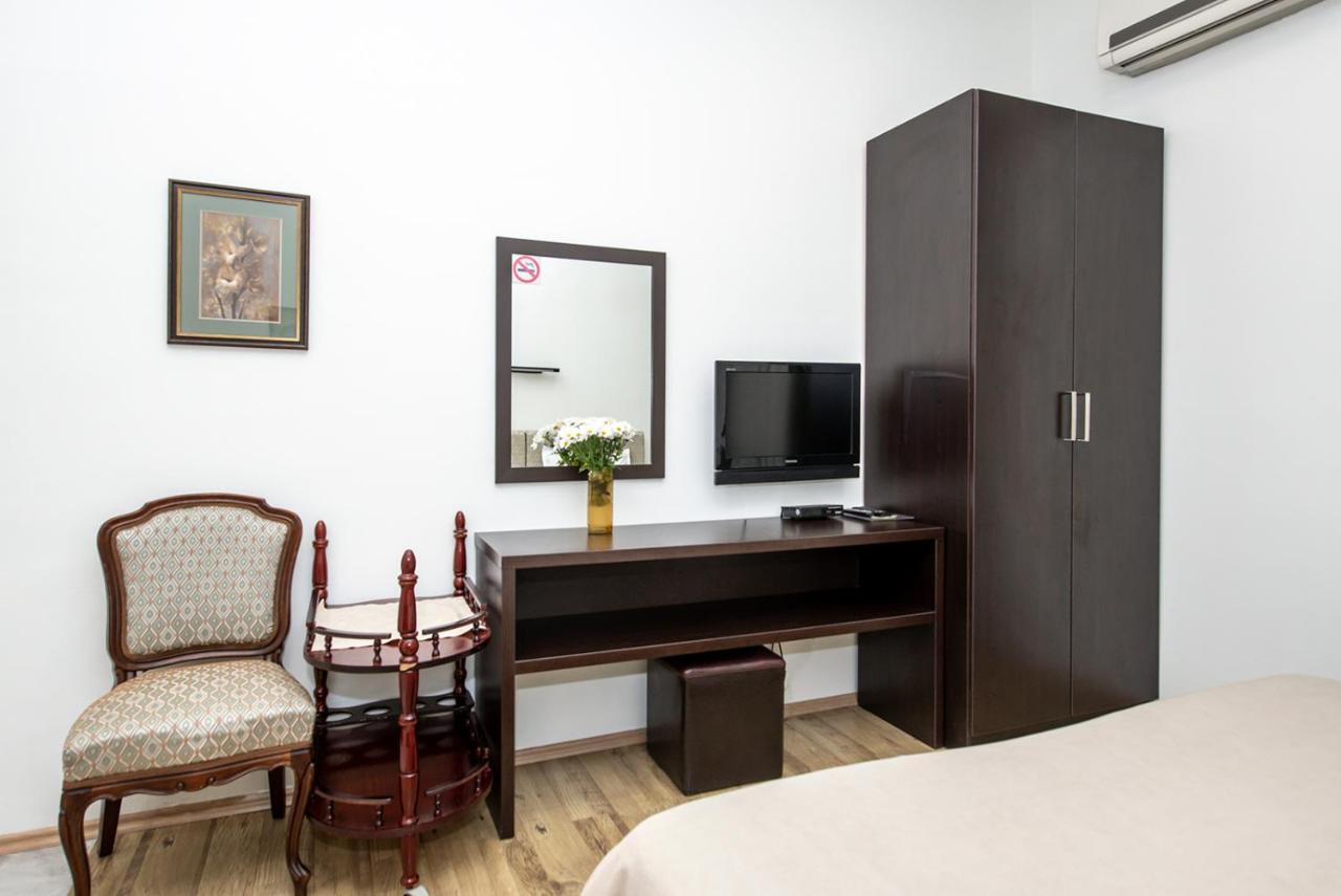 Apart Hotel Gh Тбілісі Екстер'єр фото